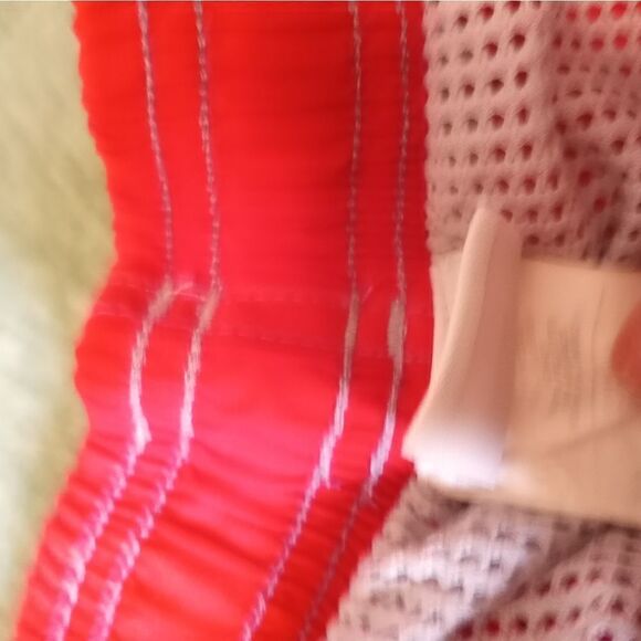 Speedo Mens Swim Trunks XL Red Elastic Waist Draw String Pockets Surfing Shorts. - Picture 3 of 10